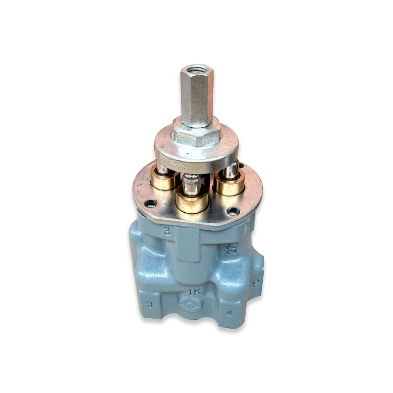 Joystick Pilot Valve 9134239 Fit Hitachi Excavator EX100-3 EX120-3 EX200-2 EX200-3 EX200-5 EX135UR EX300-3