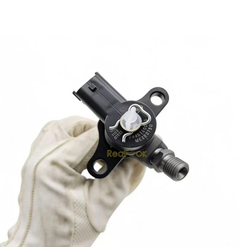 4M50 0445120049 Injector 2 Engine Injector Nozzle 0445120049 ME223750 Fit Excavator HD820-5 HD820R5 Sany SY195C 205C 215C 225C